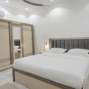 Luxurious Family 3 Bedroom 10 Mins Drive To Al-masjid Nabawi Apartment