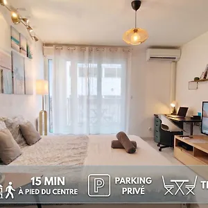 Apartment Airkeys Le Galice - Ideal Couple En Escapade Aix Culture & Detente - Terrasse Privee - Calme - Parking Gratuit - Bastide Cezanne En Face - Centre Aix 15min A Pied - Wifi Hd - Climatisation